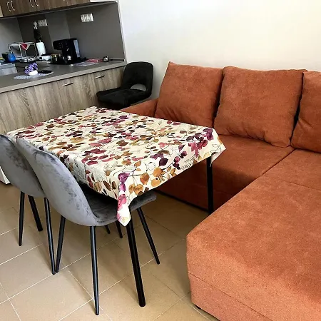 1br Near Cathedral